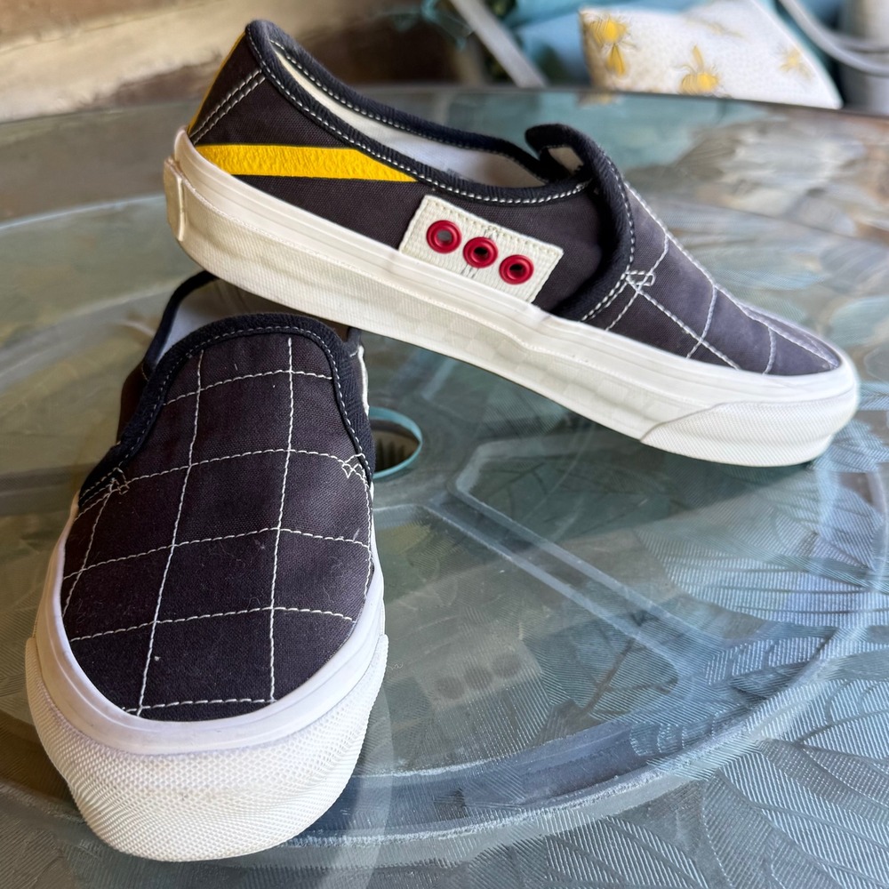 Vans Vault x Taka Hayashi Hi VLT LX Black Quilted Slip On Sneakers 8.5/10 Unisex